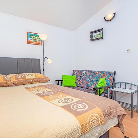 Nice Home In Zatoglav With House Sea View Podglavica 외부 사진