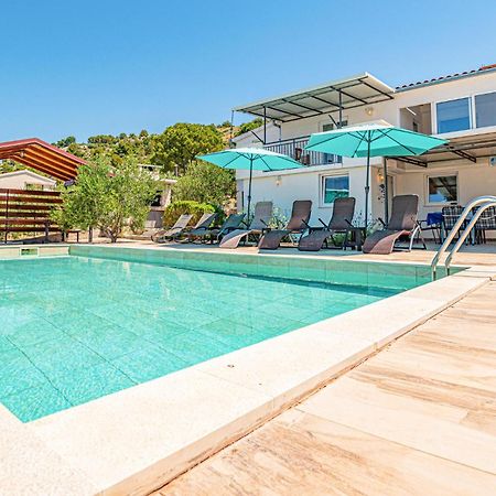 Nice Home In Zatoglav With House Sea View Podglavica 외부 사진