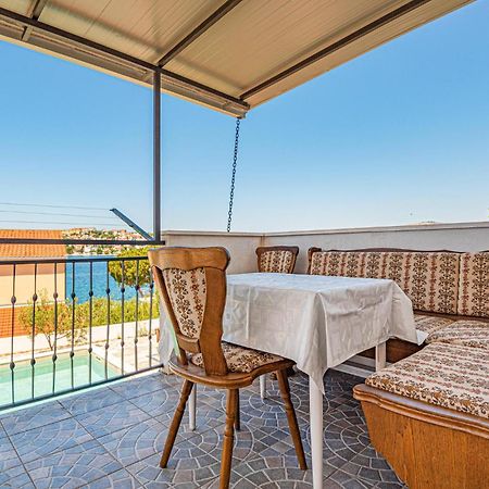 Nice Home In Zatoglav With House Sea View Podglavica 외부 사진