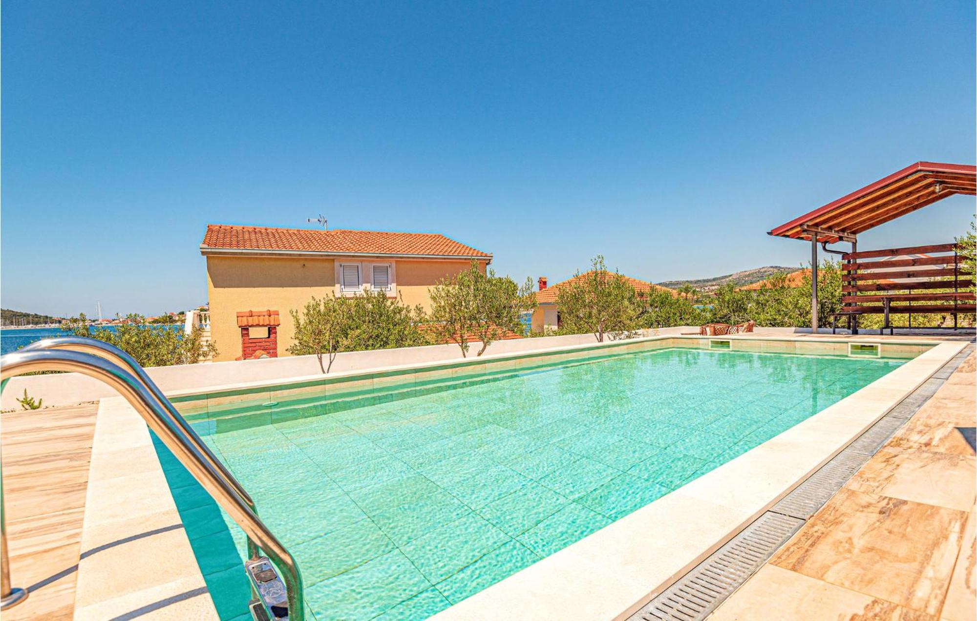 Nice Home In Zatoglav With House Sea View Podglavica 외부 사진